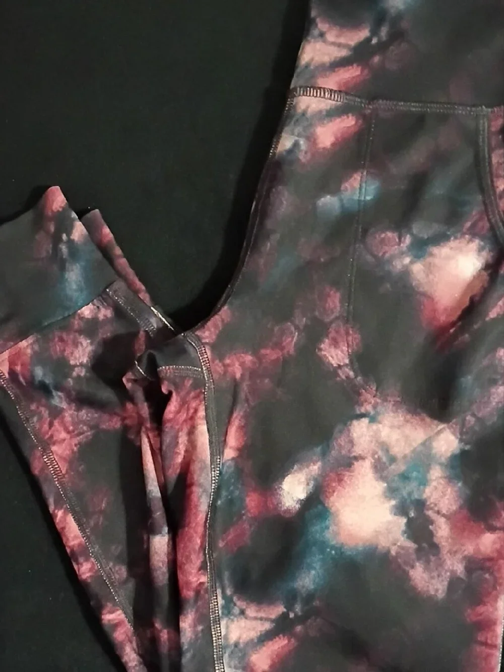 Old Navy Girls Tie-Dye Leggings in Pink, Blue & Black